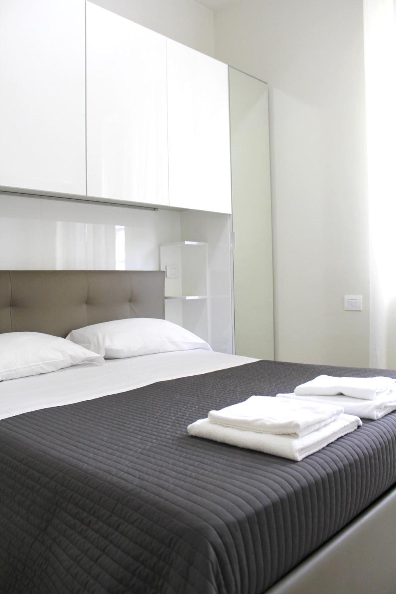 Apartments Porta Venezia - Milan Downtown Екстер'єр фото