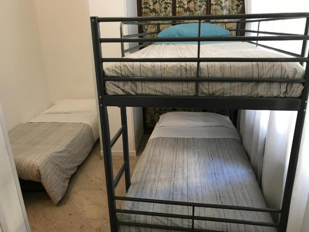 Apartments Porta Venezia - Milan Downtown Екстер'єр фото