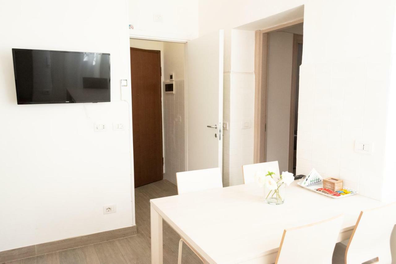 Apartments Porta Venezia - Milan Downtown Екстер'єр фото