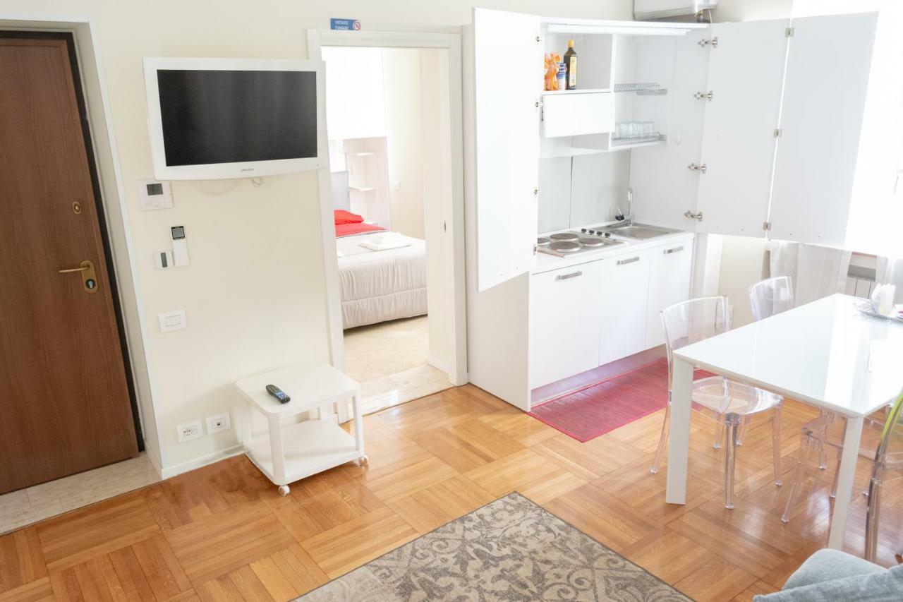 Apartments Porta Venezia - Milan Downtown Екстер'єр фото