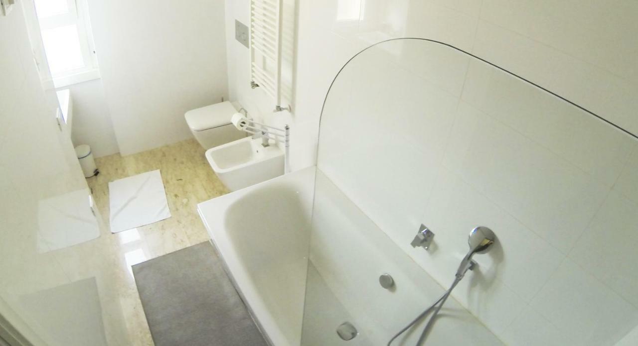 Apartments Porta Venezia - Milan Downtown Екстер'єр фото